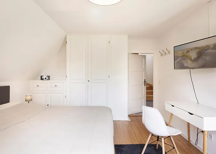 Haus Carolinenhoehe * Вик-ауф-Фёр